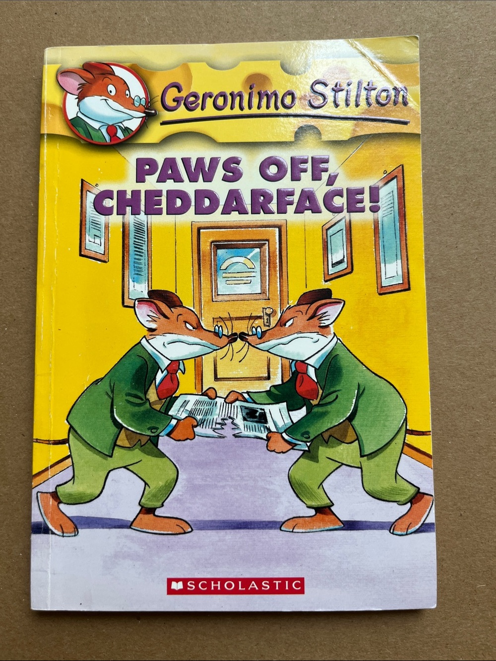 BUNDLE to Pay $3/book - Geronimo Stilton #6 - Paws off, Cheddarface!